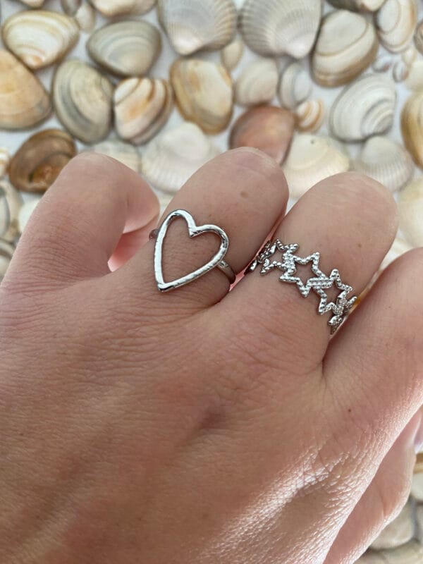 ''Star to Star'' ring