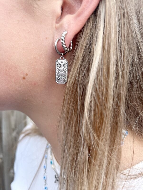 ''Between Moon and Stars'' oorbellen